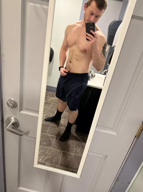 Hope you’re all having a good weekend 😘 by slimshaney182