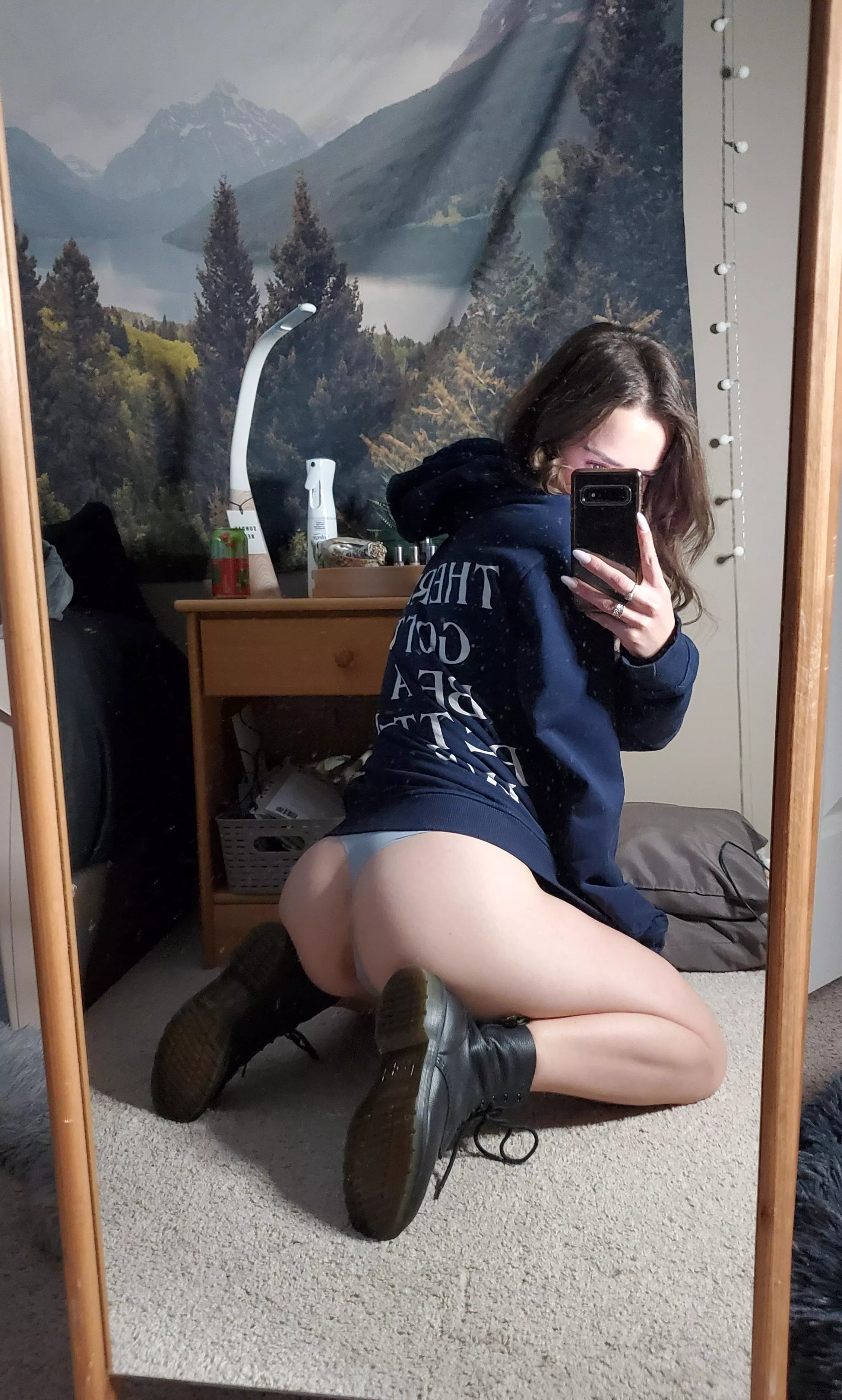 Hope you're having a great day ❤❤ posted by katyamuse