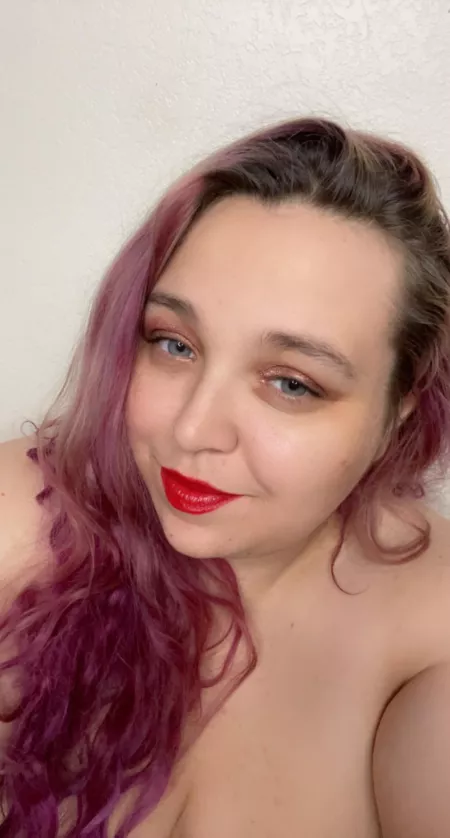 Hope you’re having a great day! 💋 by kissmemaddy