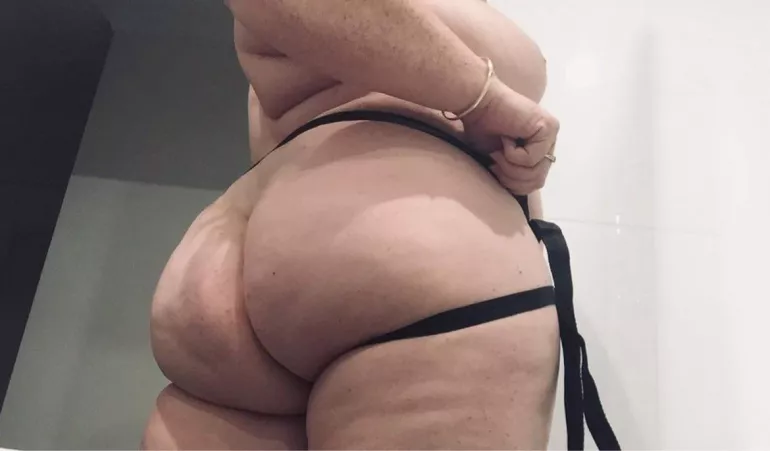 Hopefully I fit in here 🖤 by mumma-bat