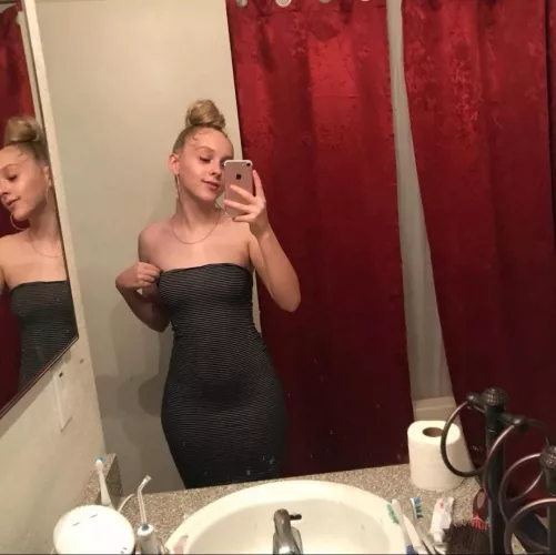 Hopefully I'm in the right place by AlyssaWamsley