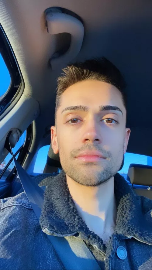 Hopeless romantic that has to take the backseat by NotAVegan_69x