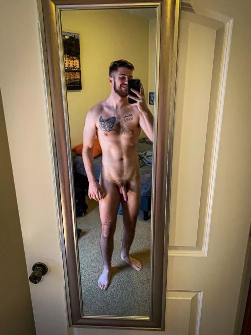 Hoping Reddit will give me some love on this lonely Saturday❤️ by Rodman00091