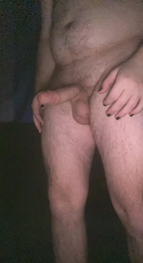 horny and drunk, pm if you’re interested;) posted by kinkybim4