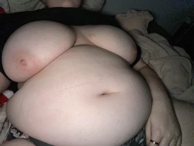 horny in bed again hehe by cn070401