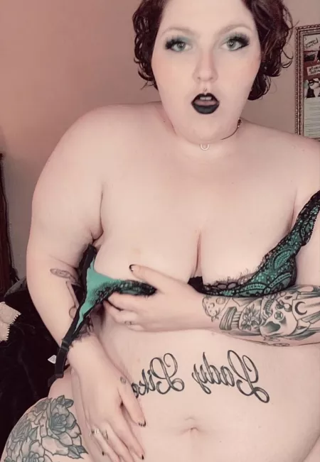 Horny on a Monday morning 😘 by Crysta_Cat