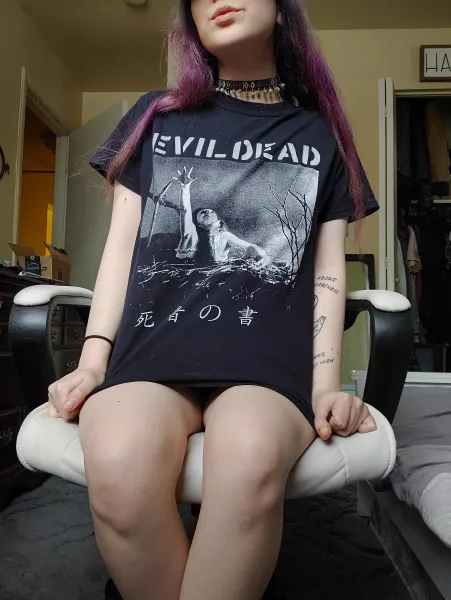 horror movies and chill? by LilRedVelvettt