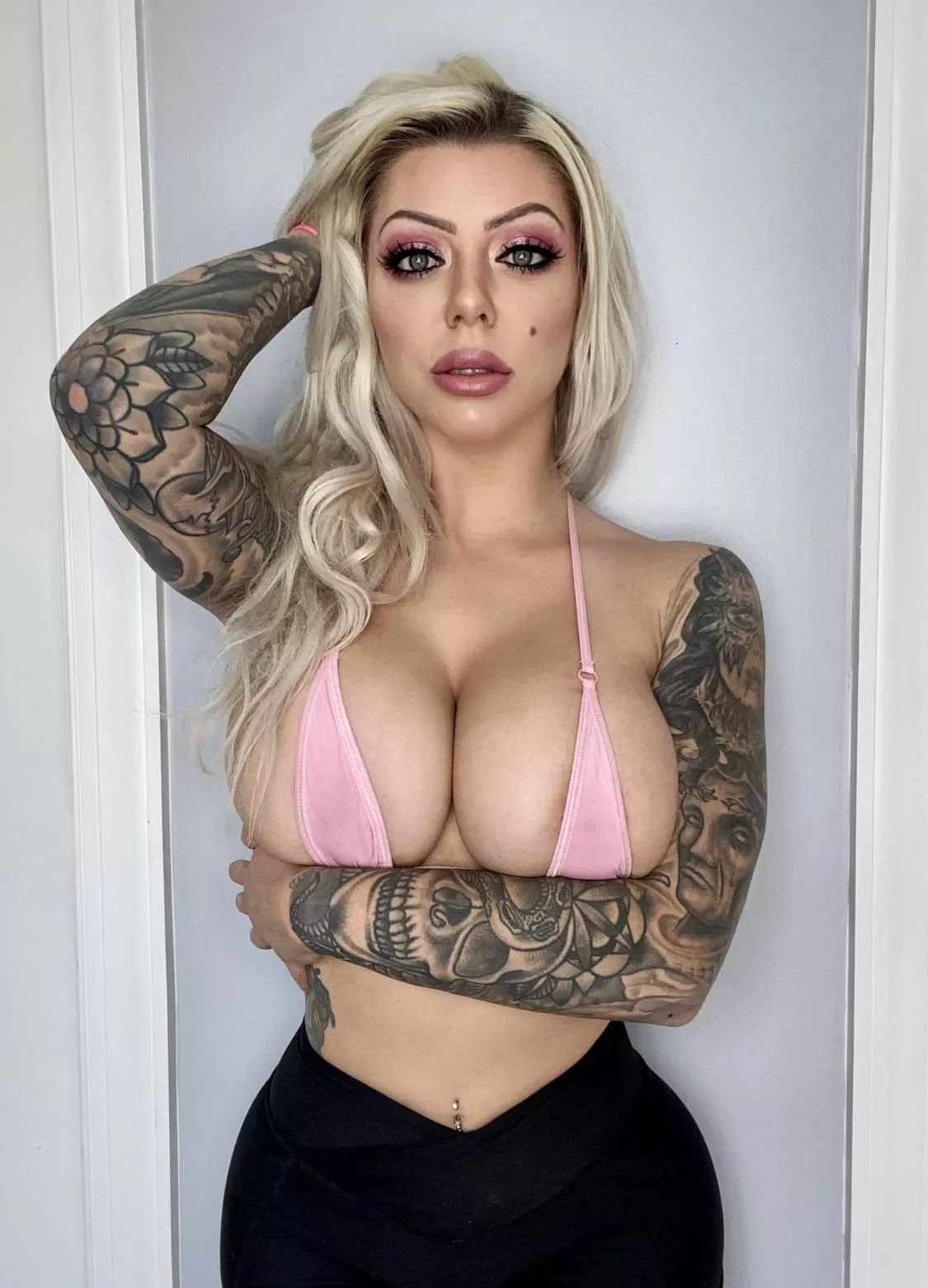 Hot posted by bobybobjoe