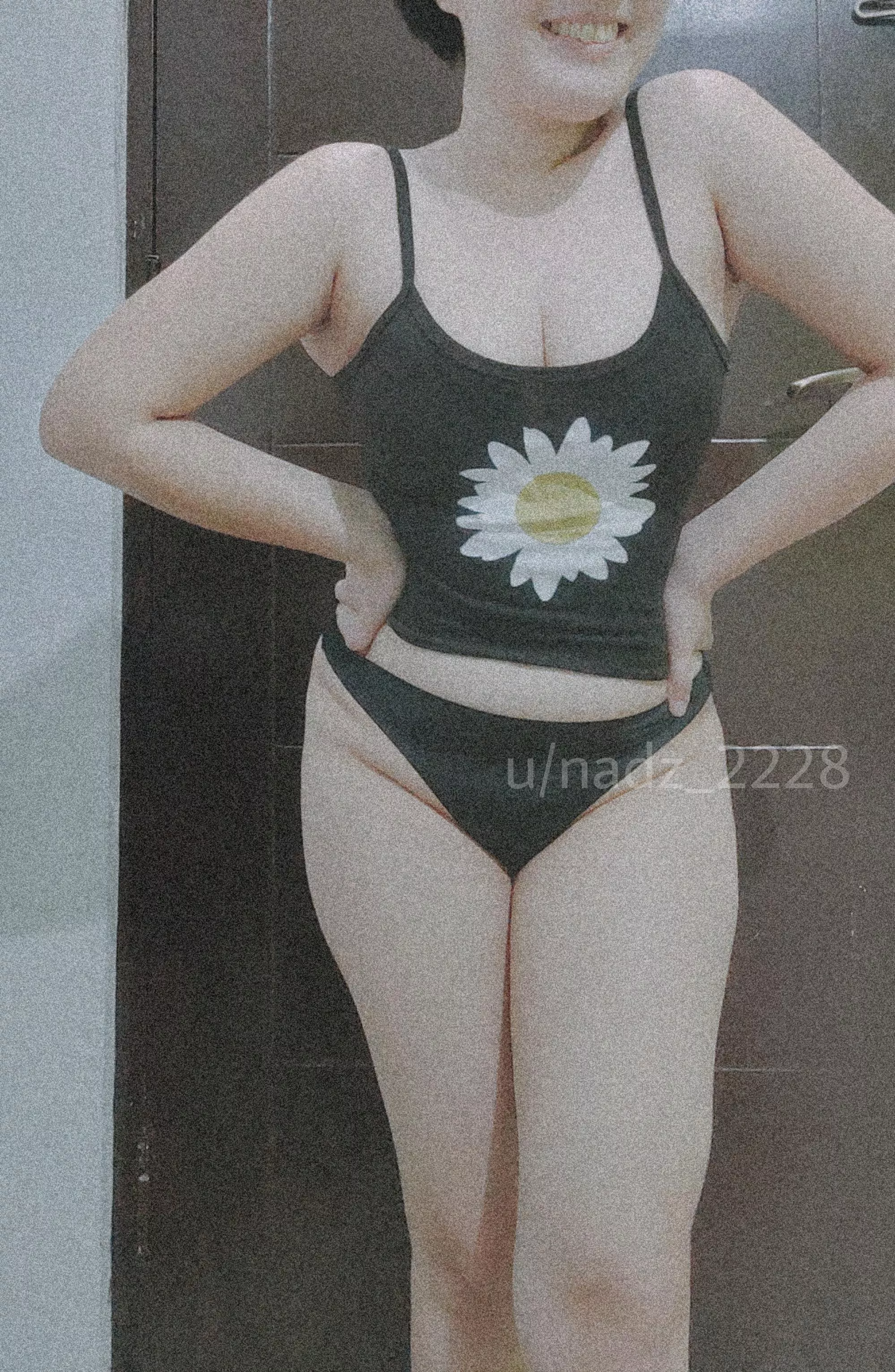 Hot a(f)tie 🔥 posted by nadz_2228