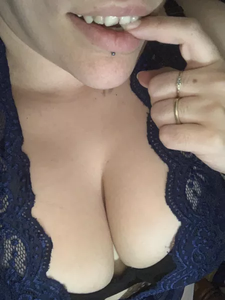 Hot and Bothered @foxyislandsoul by FoxyIslandSoul