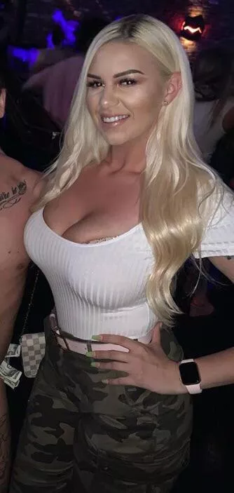 Hot blonde with huge fake tits. posted by gabbydangerous