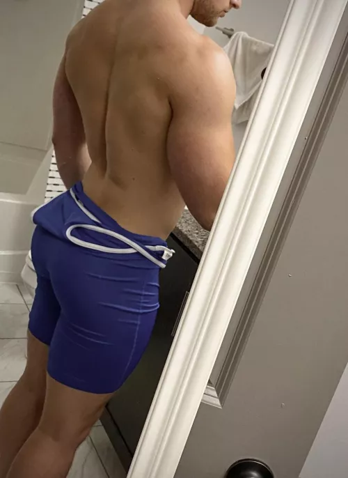 Hot Bod 🔥 🥵 [Not OC] by hestitant2f