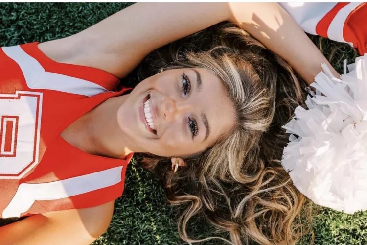 Hot cheer pit by Bob36r