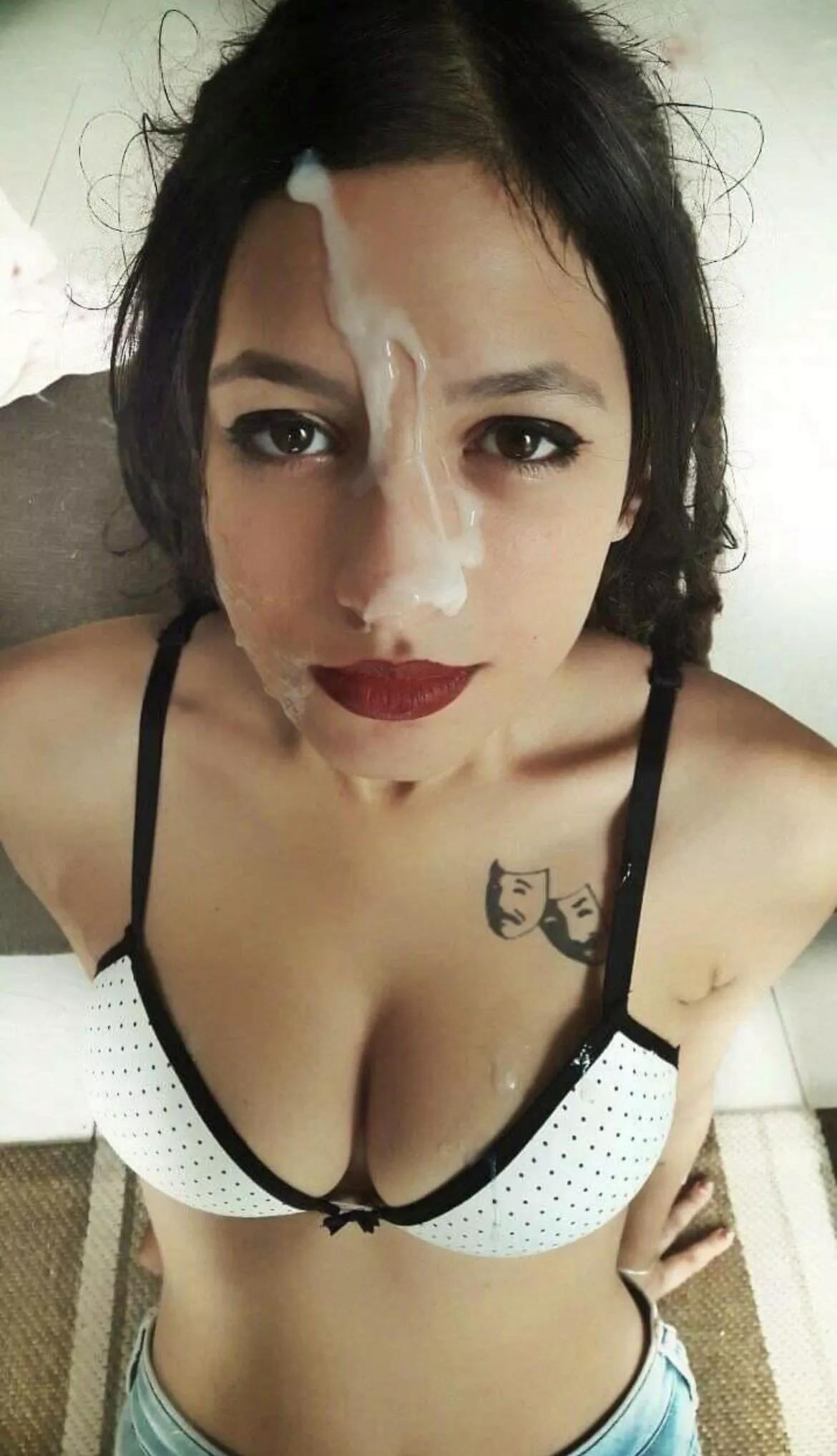 Hot Contact! 😜 posted by baddiehunt