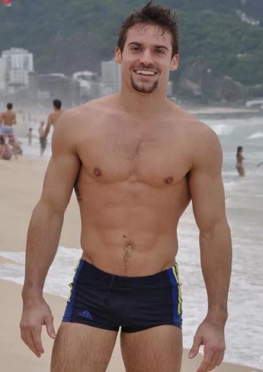 Hot day at the beach posted by brainstrmz