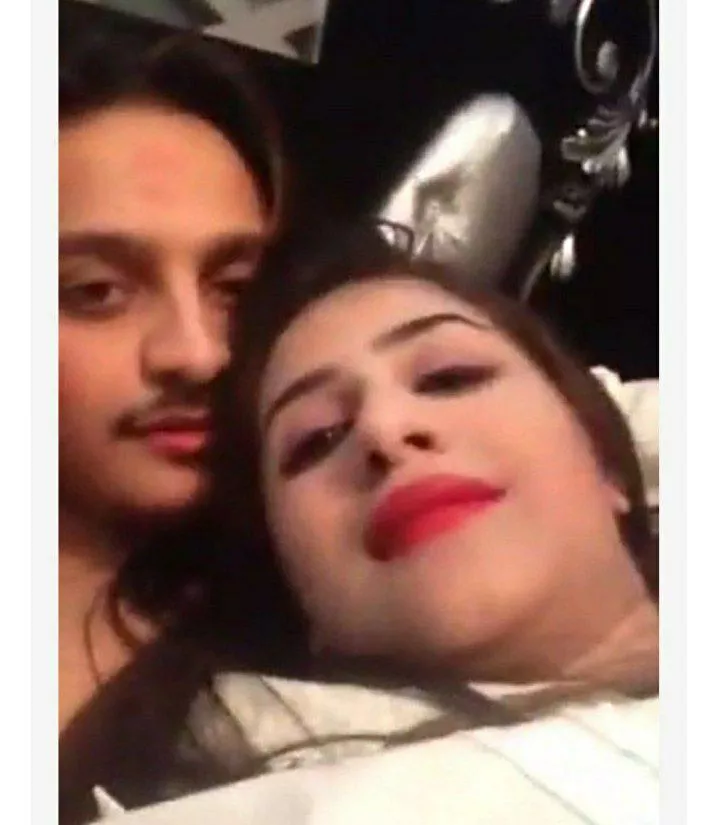 HOT DELHI GF IN HOTEL ROOM TAPATAP💦 posted by ProperTask6768