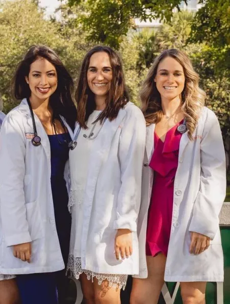 Hot Doctors by pnsxl