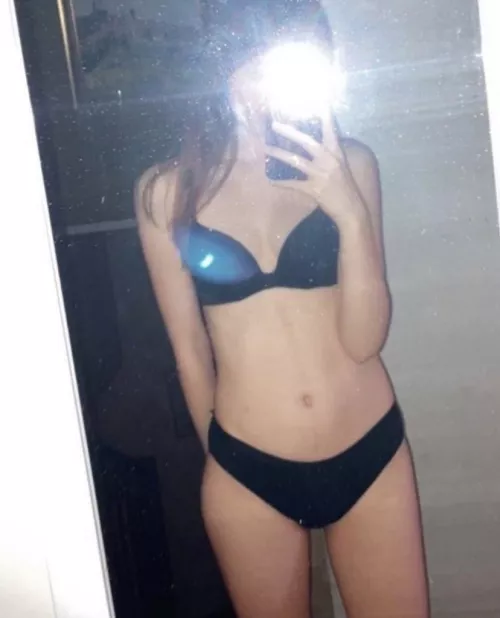 Hot little sister (18)