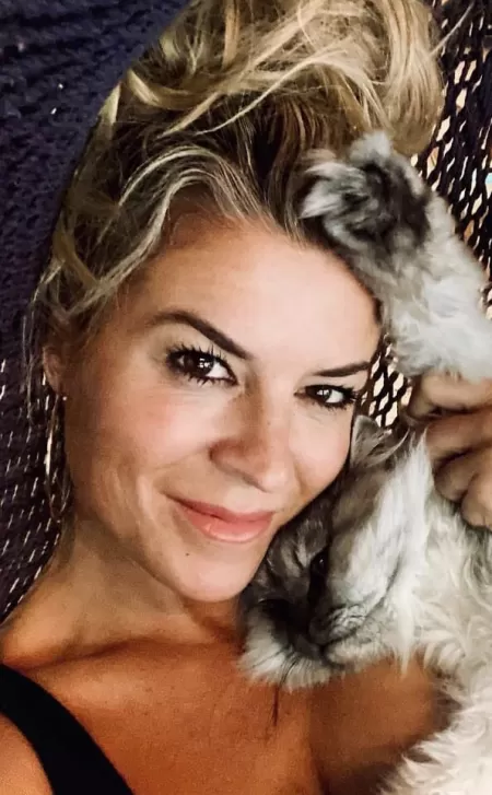 Hot milf by popingtarts