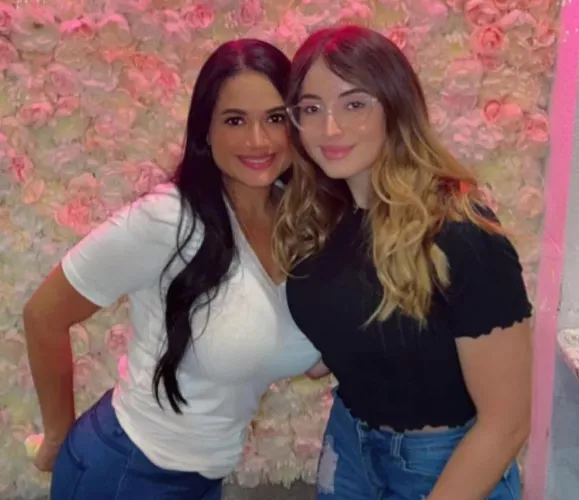 Hot mom (L) and daughter (R) by SaintLex