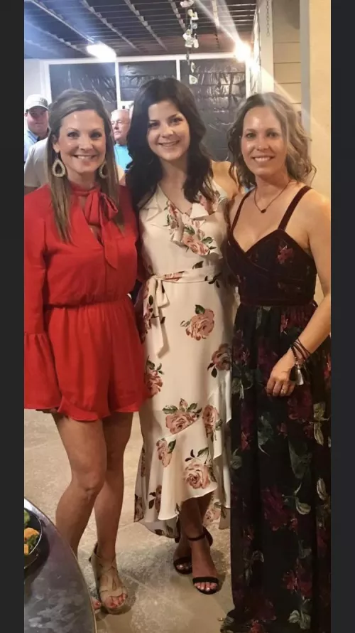 Hot mommas by Cajun263