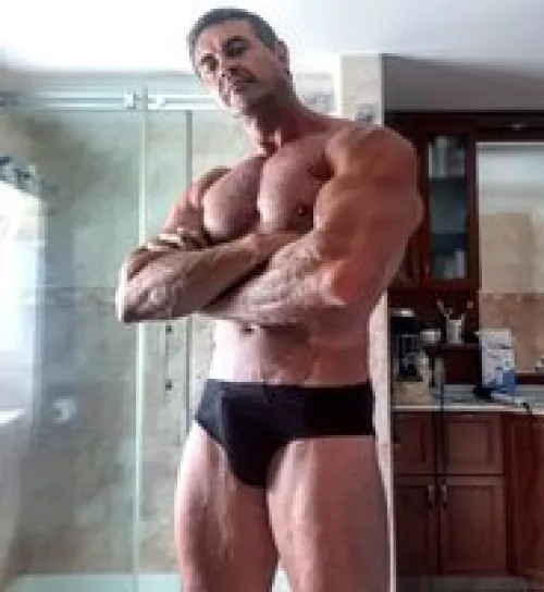 HOT MUSCLE DAD