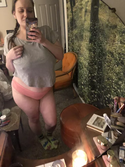 Hot n fresh out the kitchen by neptuneskitten