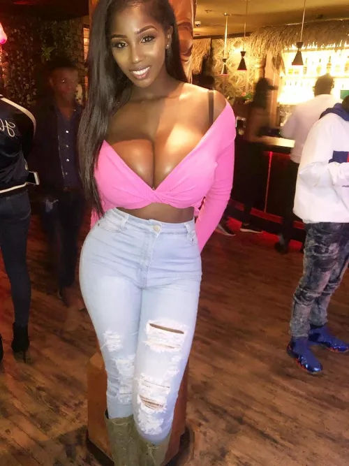 ��??Hot Pink by pandameaning