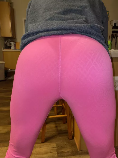 Hot pink by james62495