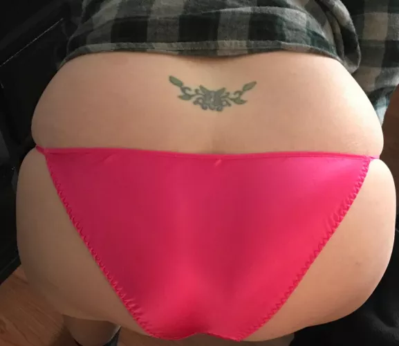 Hot Pink by satin_fan