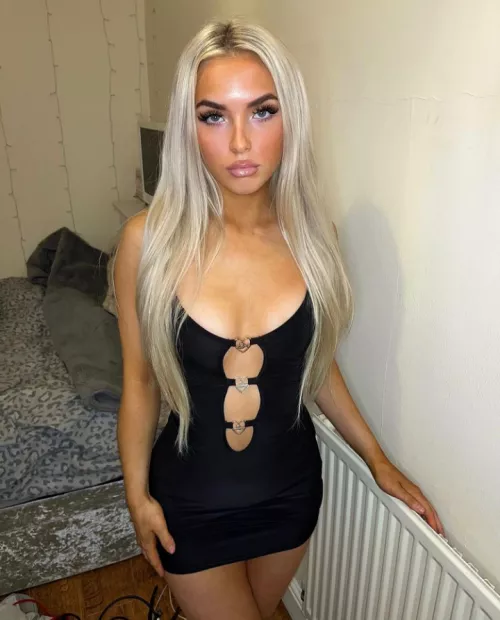 Hot stuff by betaboy97