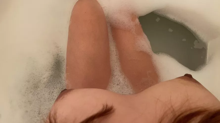 Hotdogs and sum buns? [f] by facewella