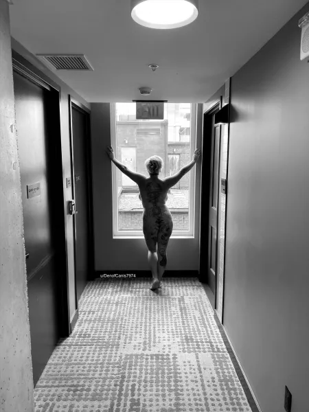 Hotel (f)un by DenofCanis7974