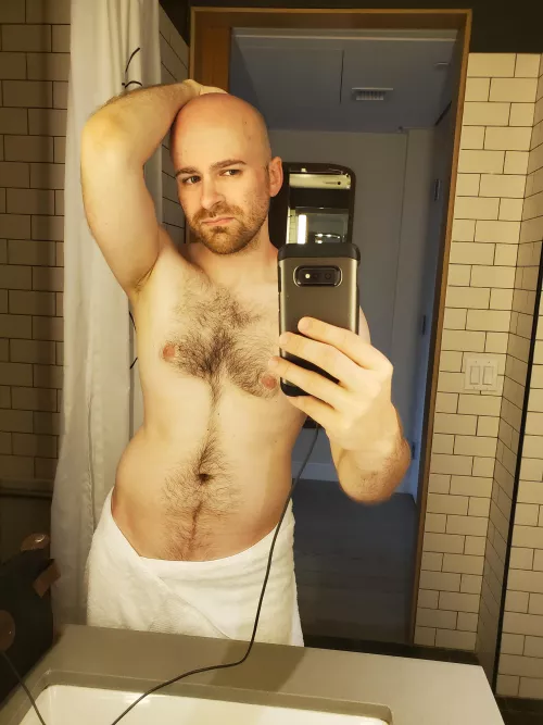 Hotel lighting is the best 👌 by buffinghamphallus