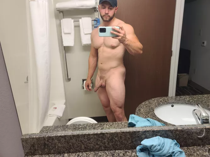 Hotels have better mirrors by Sunshine23dylan