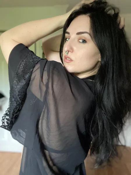 Hottest day of the year so far (here at least) 🥵 by laradeetz