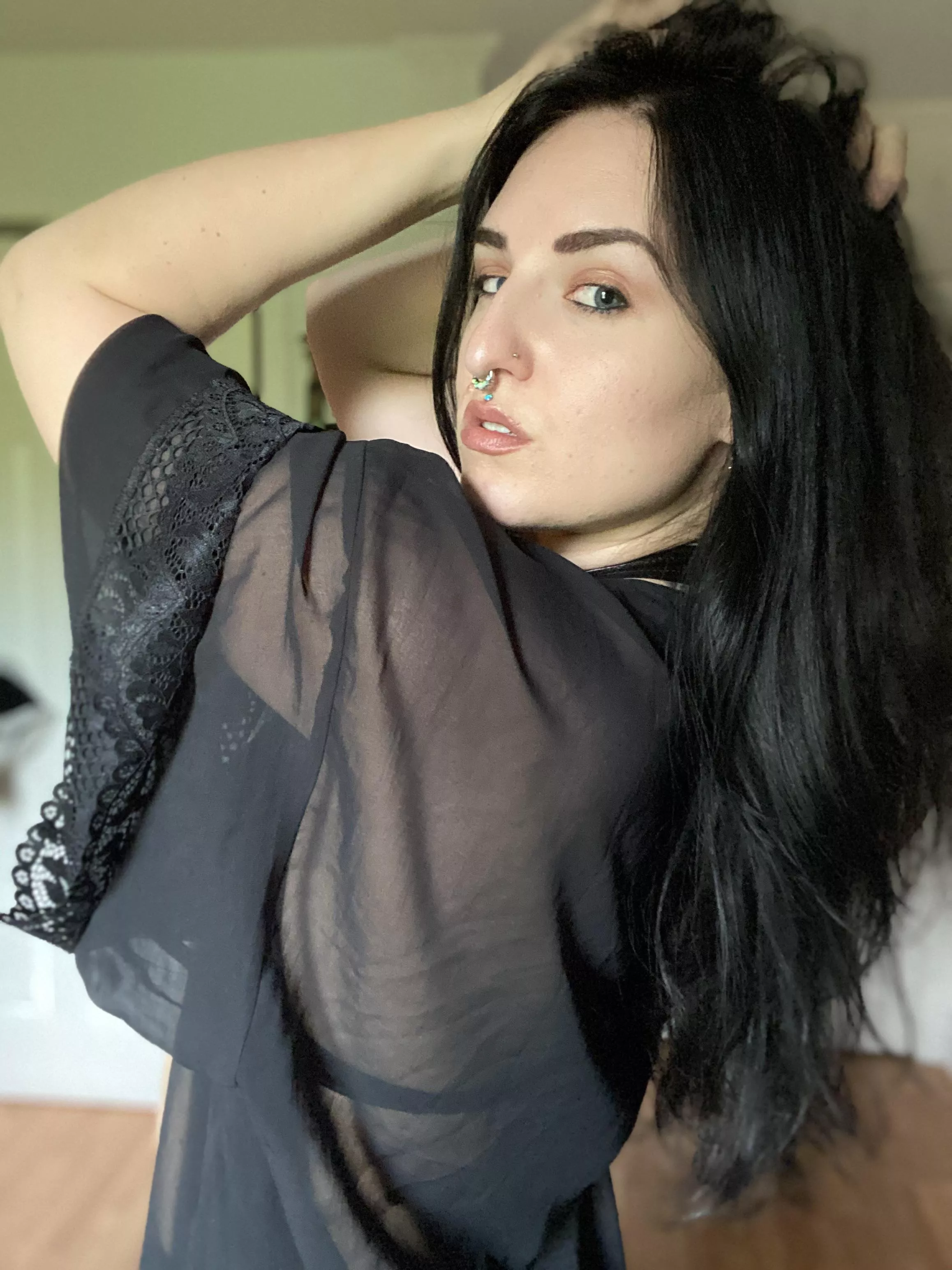 Hottest day of the year so far (here at least) 🥵 posted by laradeetz