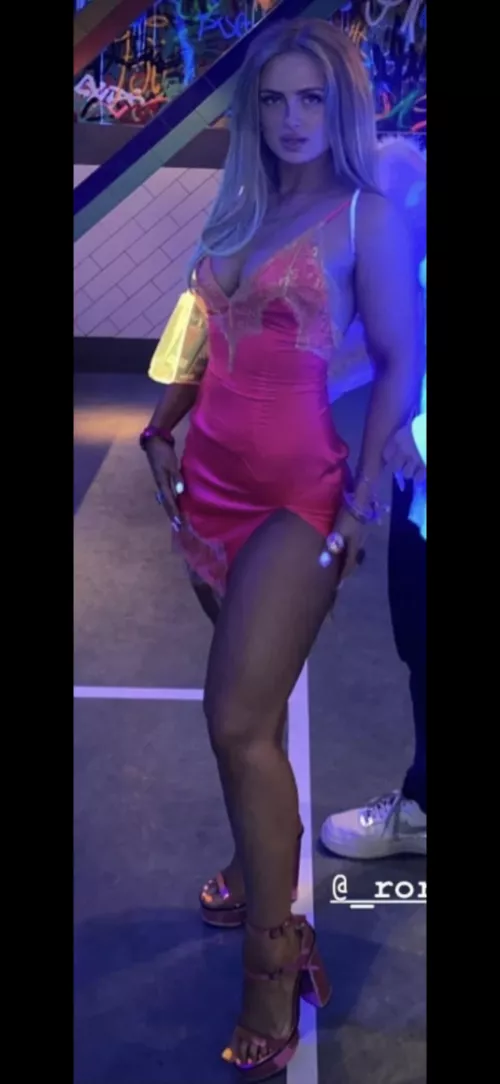 Hottie by Hopeful_Tourist_8139