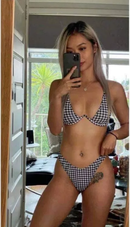 Hottie by Eskettit6969