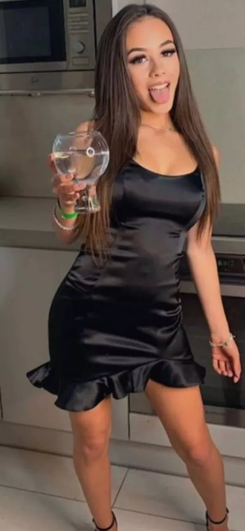 Hottie by Hopeful_Tourist_8139