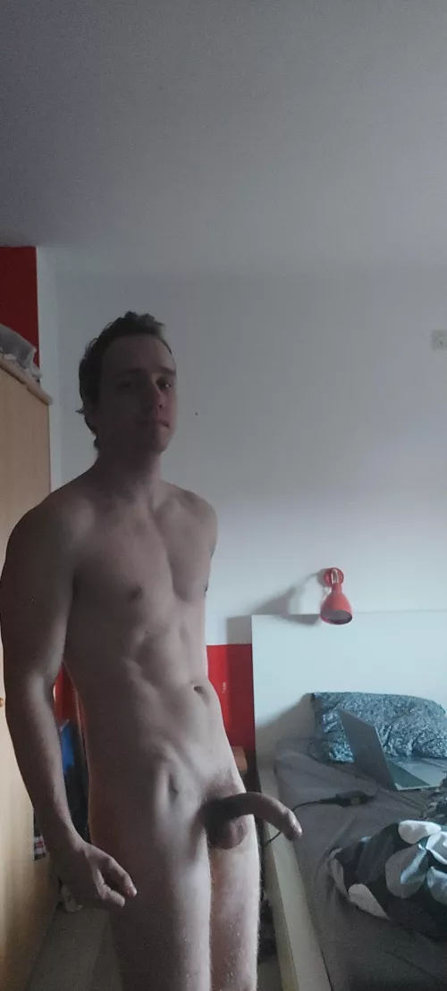 How about we netflix and chill? Then we can cuddle and take a nap ! Pm open ;) by belgarathhh