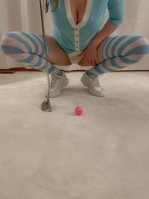 How am I going to get this in the hole ⛳ by mrsshysouthernbelle