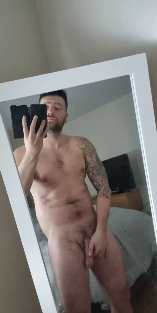 How am I looking ladies? by sea-monster-666