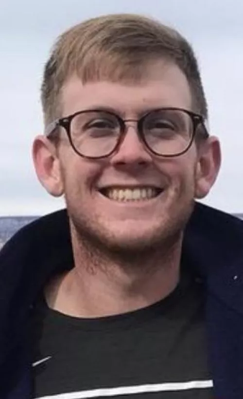 How are the beautiful people doing tonight? by BatBoyFade_2004