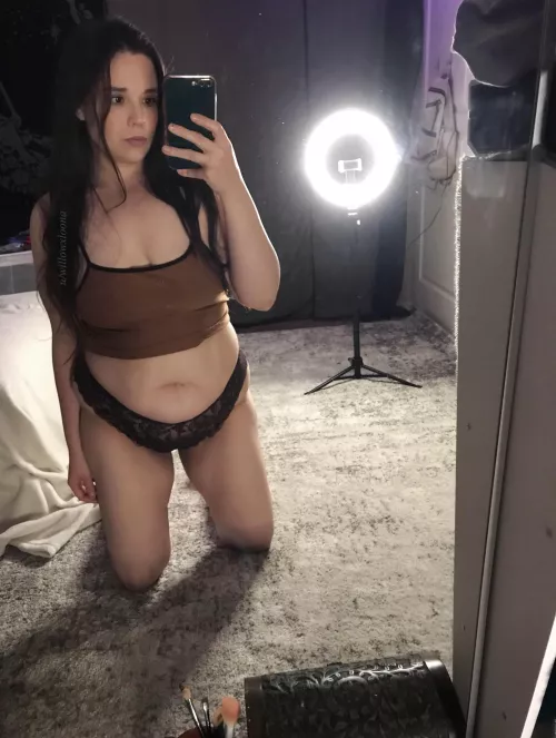 How are you doing today?☺️💜 by willowxloona