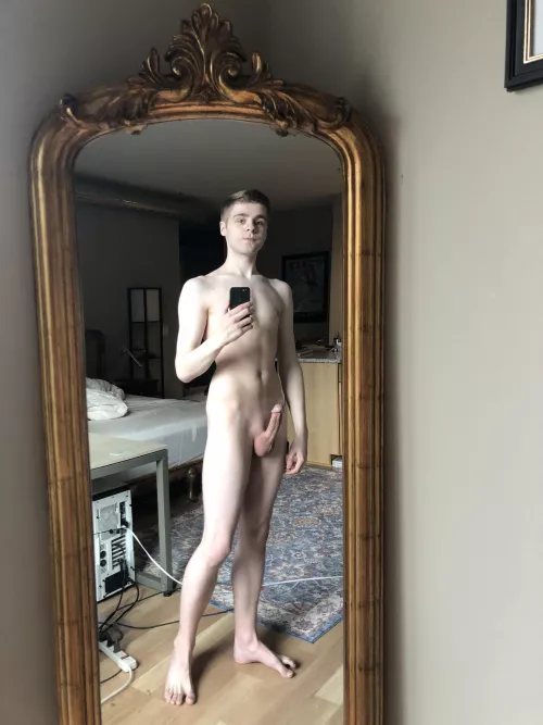 how are you guys so buff. i cant figure out how to get there by UselessFem