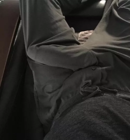 How big do you think it is? by CommonEnterprise