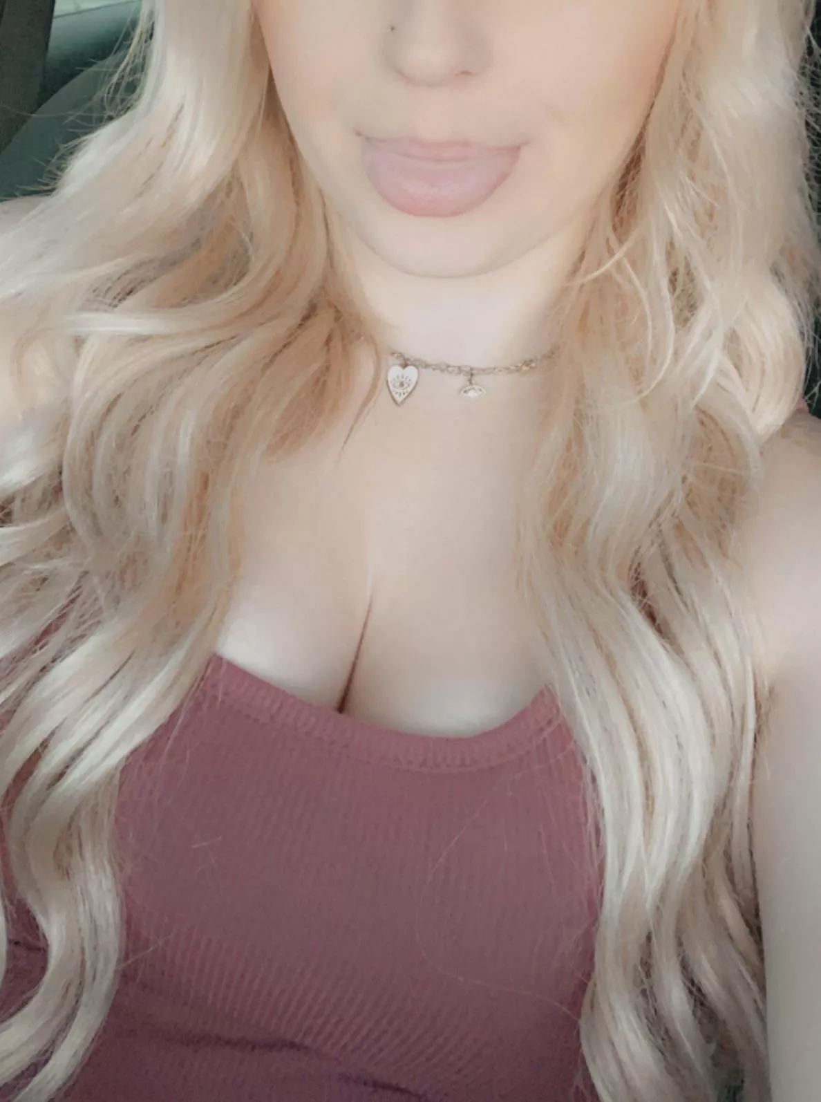 How big do you think my boobs are? 😝 posted by blonde19babe96