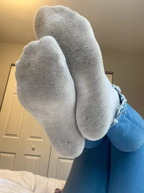How DIRTY 😨 and smelly… want a sniff? Message me on how to make them all yours 🤍 (and don’t worry, shipping is discrete🤫) $15 per pair. And a custom surprise to come along with it.. 😈 by Sophia_Marie_