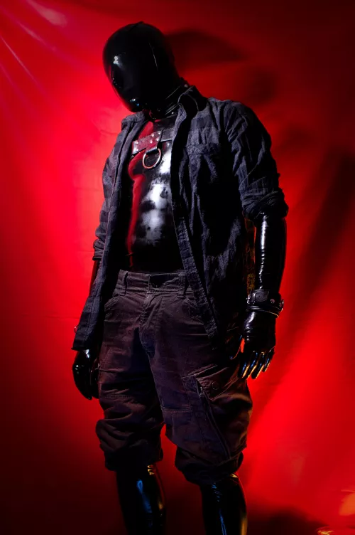 How do i look? by justarubberdude